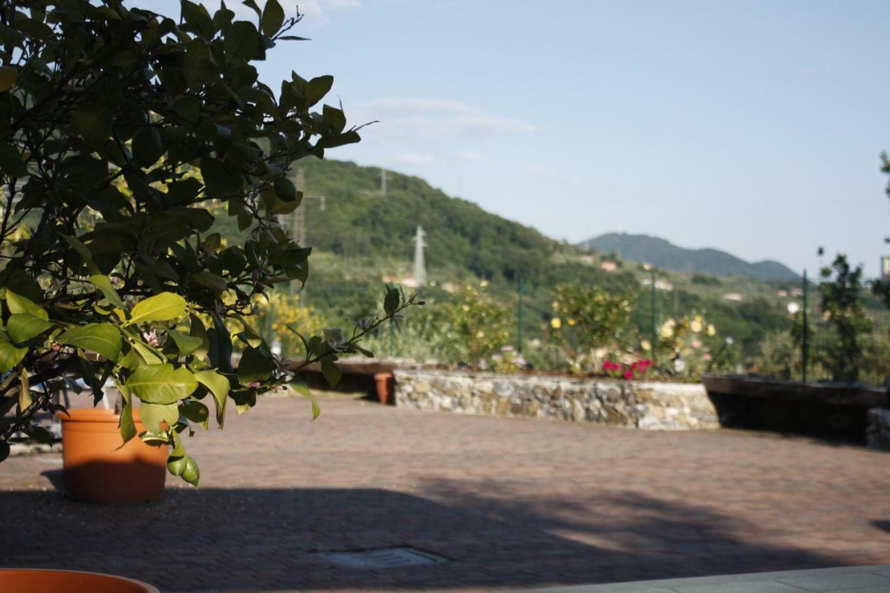 Ca' Bianca B&B Fosdinovo Exterior photo